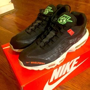Nike-Air Max 95-‘Worldwide’-Black/Green/Red+bonus pack